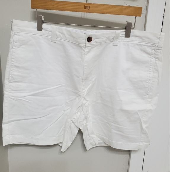 J. Crew Men's 7" Inseam White Flat Front Shorts Size 38 - Picture 1 of 4